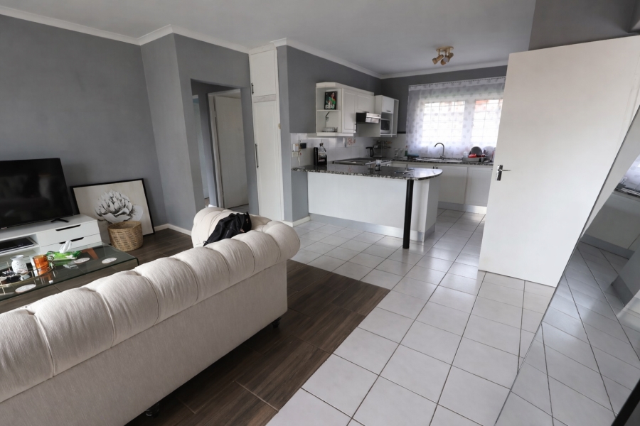 2 Bedroom Property for Sale in Beacon Bay Eastern Cape